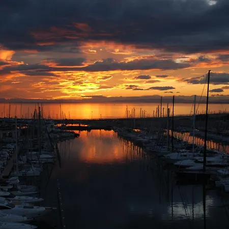 Appartement Vue Sur Le Port - Quai D 'honneur *